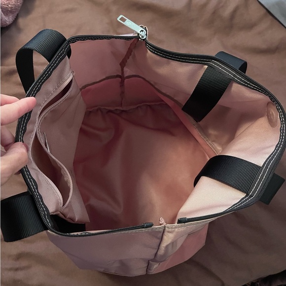Lululemon all purpose tote - Picture 8 of 11